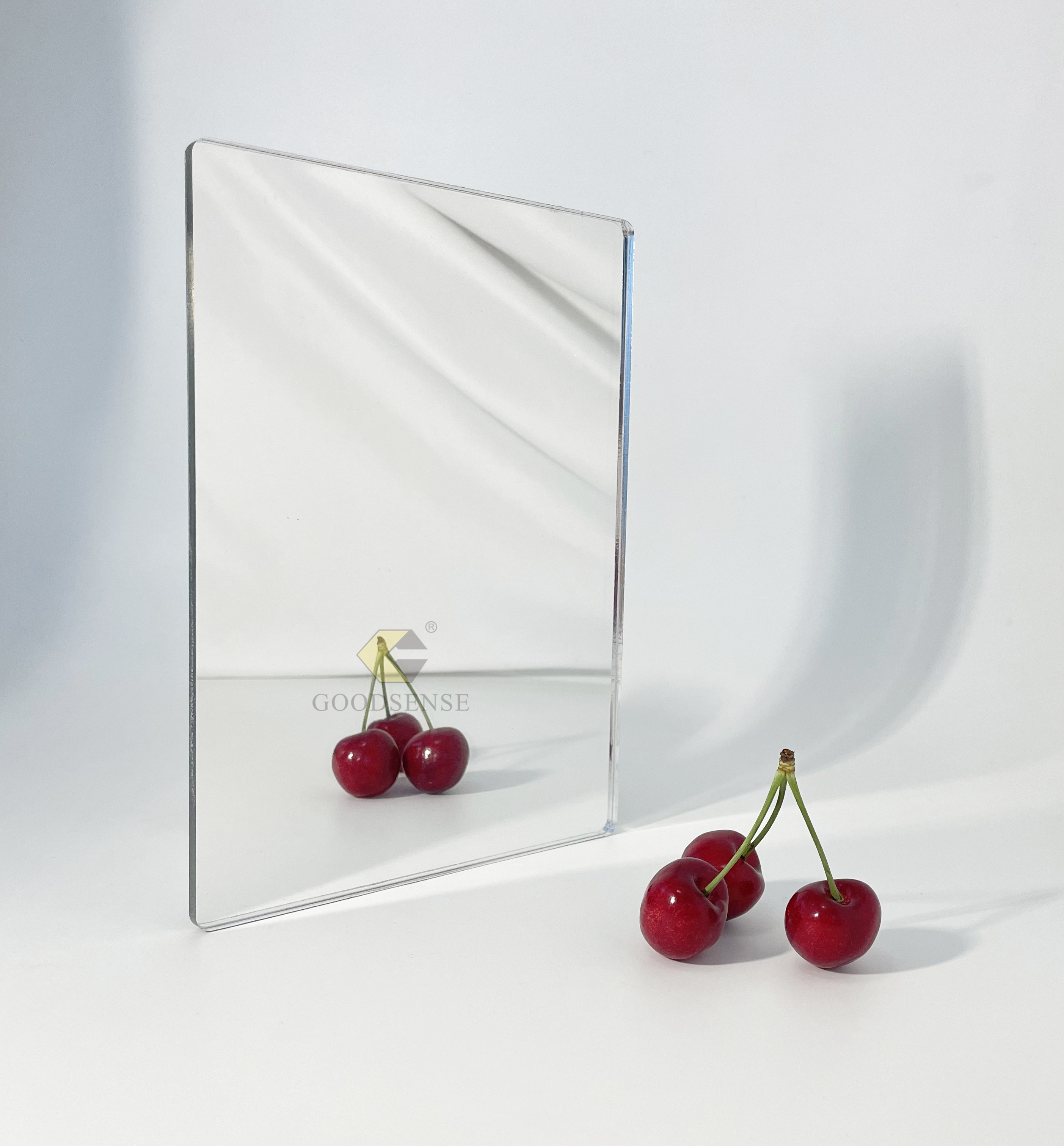 Goodsense Fabricante de espejos unidireccionales de plata acrílica Adhesivo 4 × 8 Grandes láminas de espejo de lucite de plexiglás personalizado de longitud completa Cortadas a medida Espejo de gimnasio de plexiglás de seguridad irrompible a la venta para grabado láser